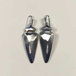 Kendra Scott Arrowhead Silver Earrings